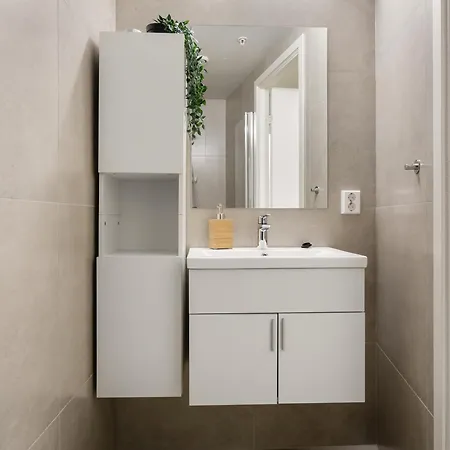 One Of A Kind In I 7 Bedrooms I 15 Guests! *