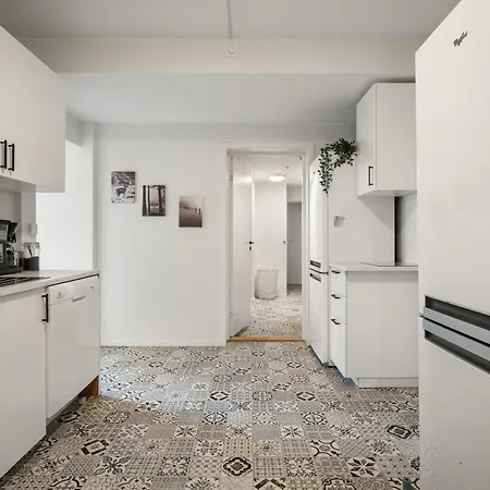 Appartement One Of A Kind In I 7 Bedrooms I 15 Guests! *