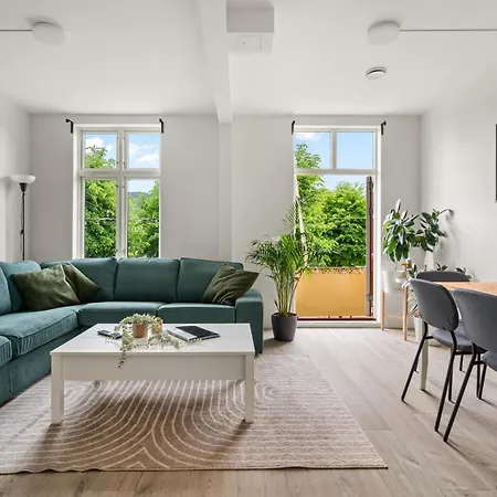 One Of A Kind In I 7 Bedrooms I 15 Guests! Bergen