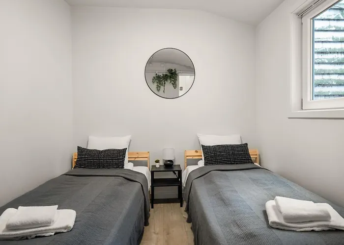 One Of A Kind In I 7 Bedrooms I 15 Guests! Apartament