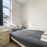 Apartment One Of A Kind In I 7 Bedrooms I 15 Guests! Bergen