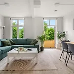 One Of A Kind In I 7 Bedrooms I 15 Guests! Bergen